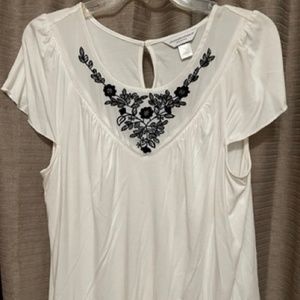 Christopher & Banks PL White Knit Top with Flutter Sleeves & Black Embroidery